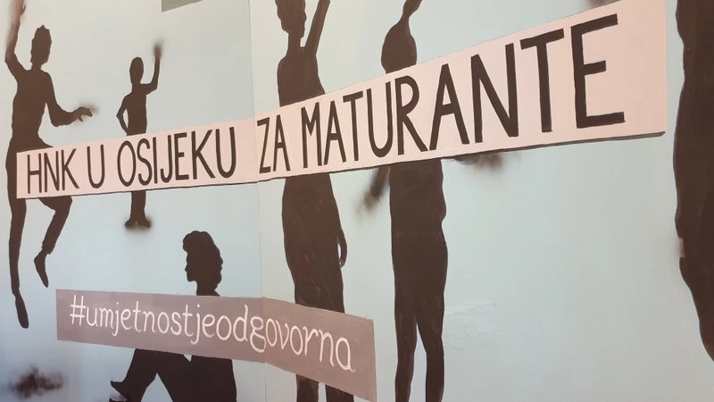 Osječki HNK pomaže hrvatskim maturantima