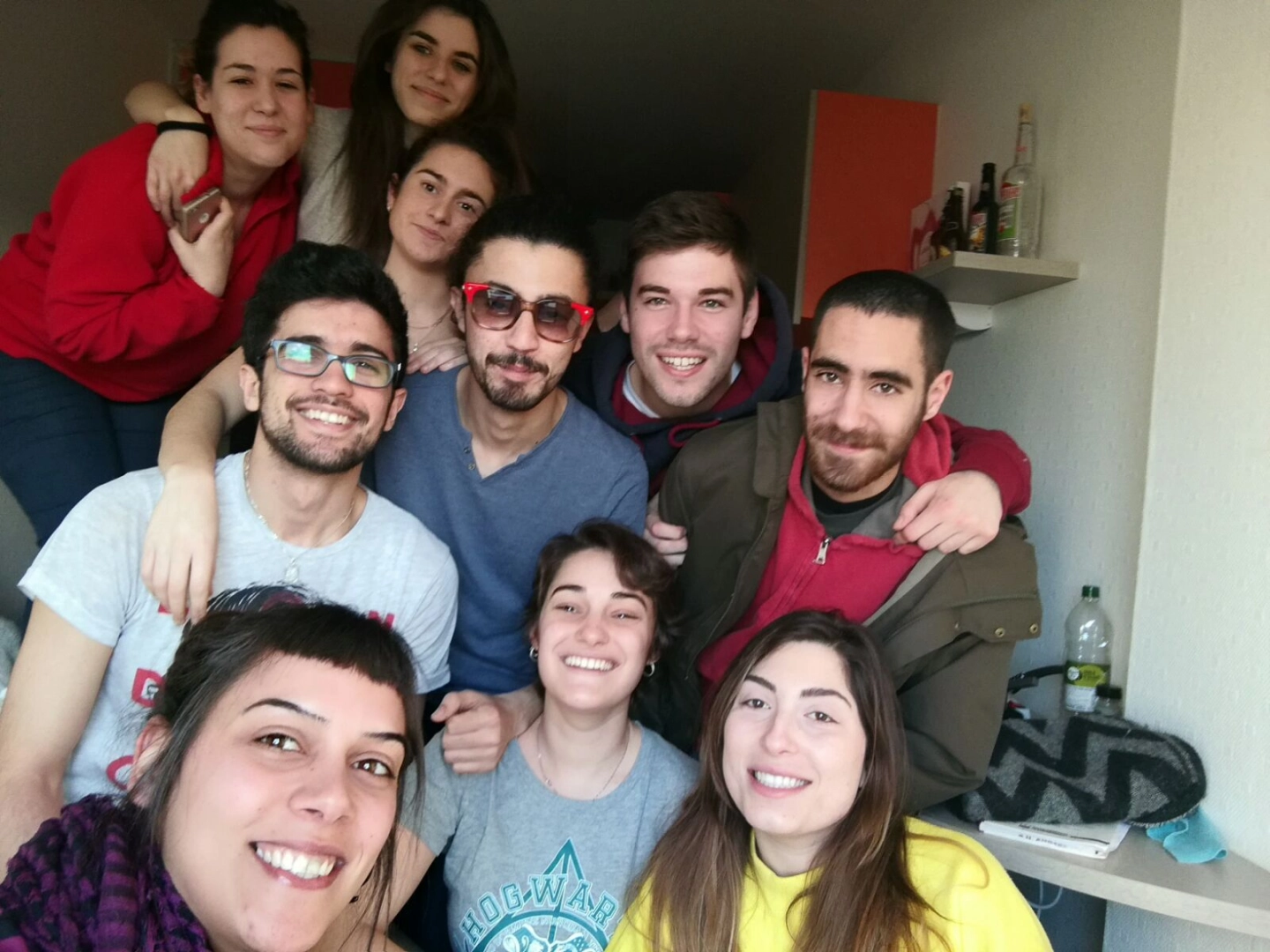 Želite li ovladati novim jezikom, upoznati druge kulture i poboljšati svoj životopis?