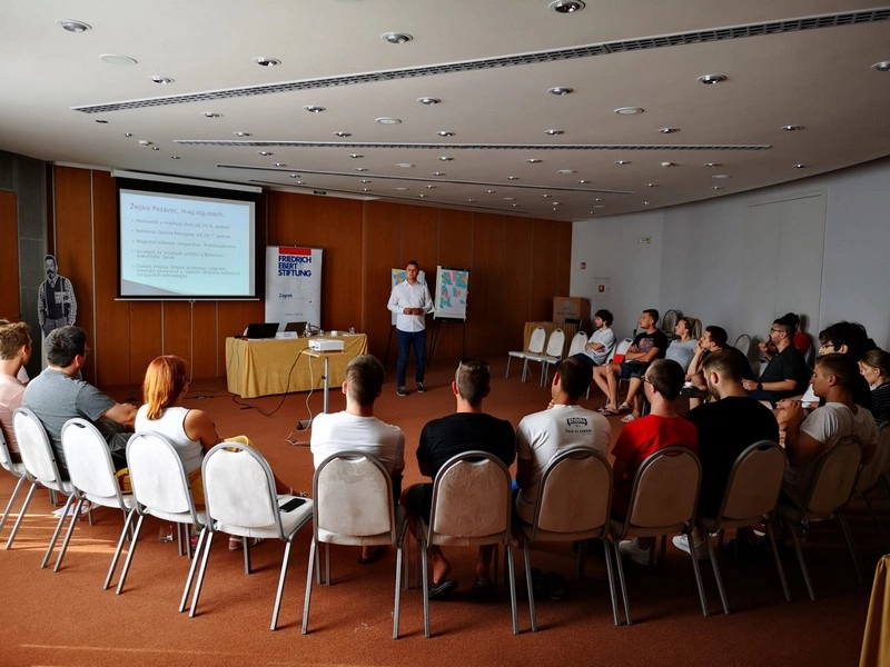 Škola društvene pravednosti - edukacija za mlade