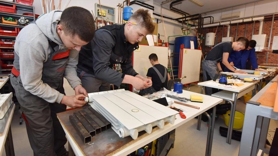 Raspisan natječaj za stipendije za srednjoškolce u obrtničkim zanimanjima