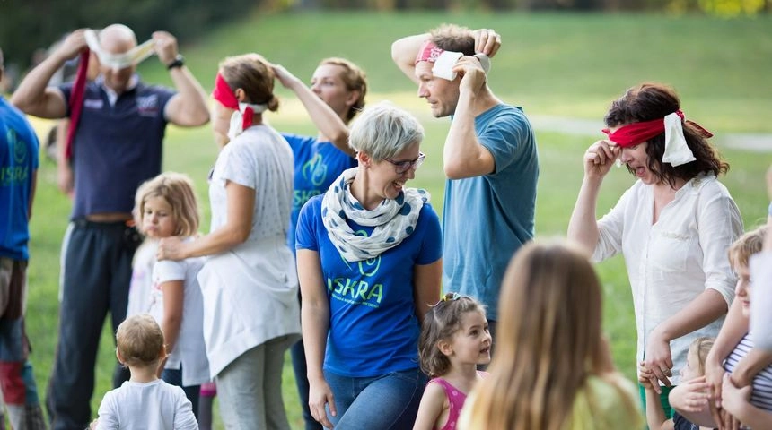 ISKRA waldorfska inicijativa organizira Festival obiteljskih igara!