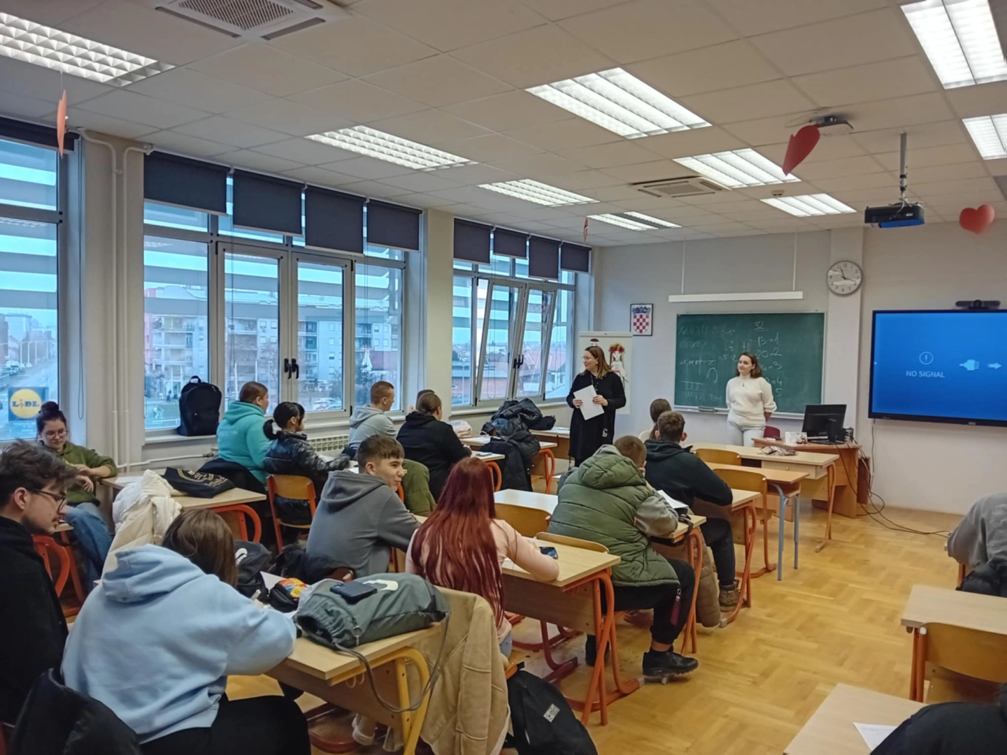 Mladi glasovi na djelu: Vijećaonica u Ugostiteljsko-turističkoj školi Osijek